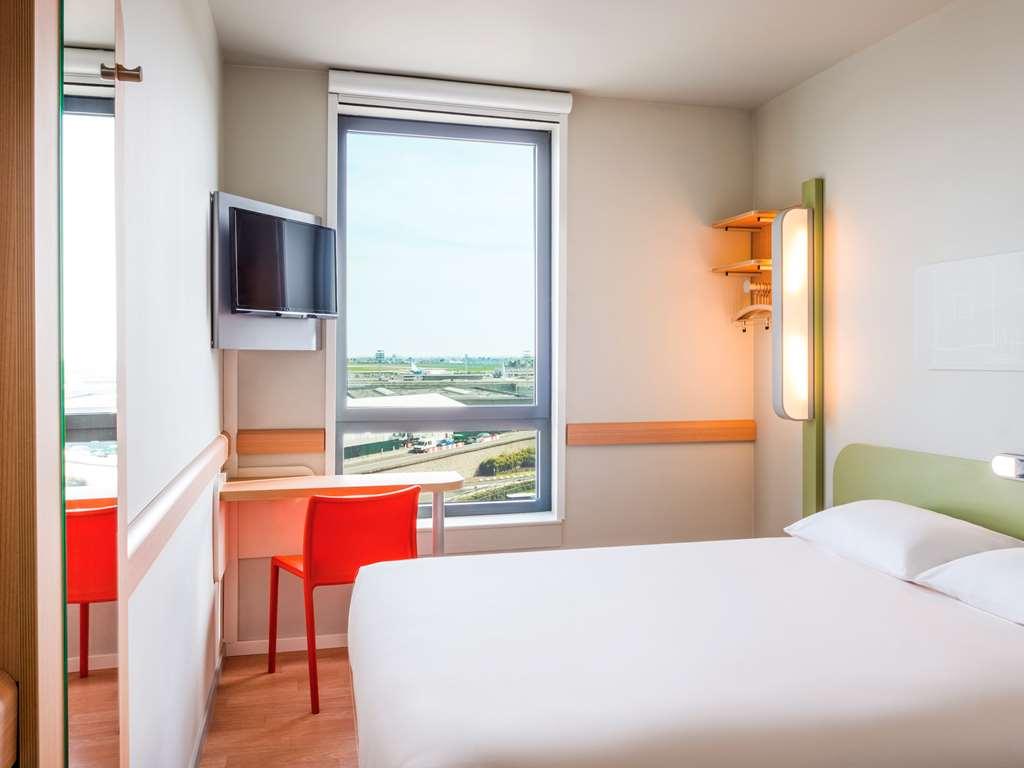 Ibis Budget Paris Coeur D'Orly Airport Hotel Phòng bức ảnh